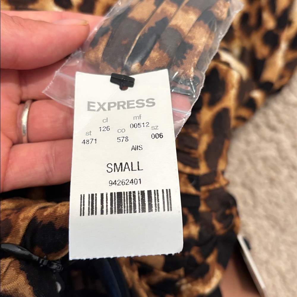 Express Minidress Set - Picture 14 of 14